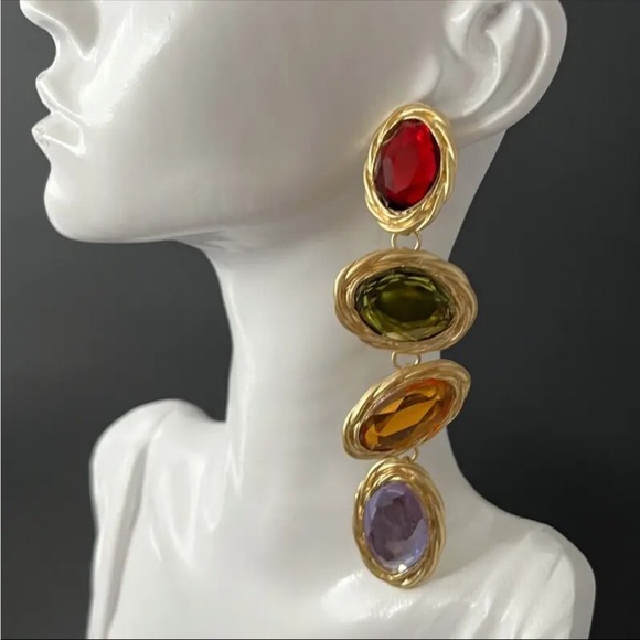 Lucky charm drop earrings - Picture 7 of 9